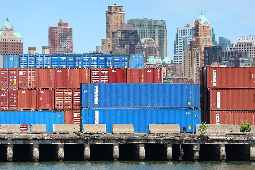 Trump's Jones Act Waiver: Fueling Savings & Stabilizing US Ports